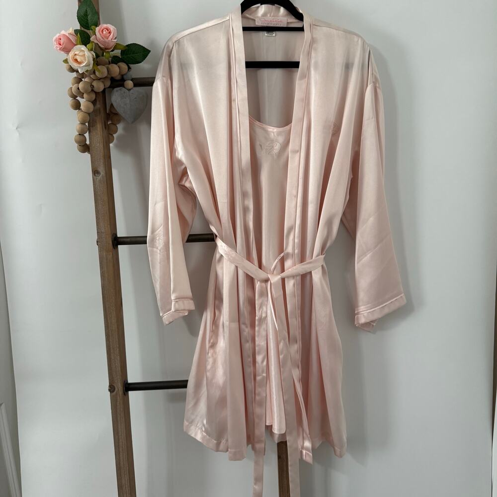 Oscar de la Renta Blush Pink Satin Robe and Slip Set